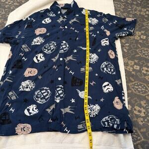 Star Wars Men’s Button Up Rayon Shirt XL Blue Chewbacca